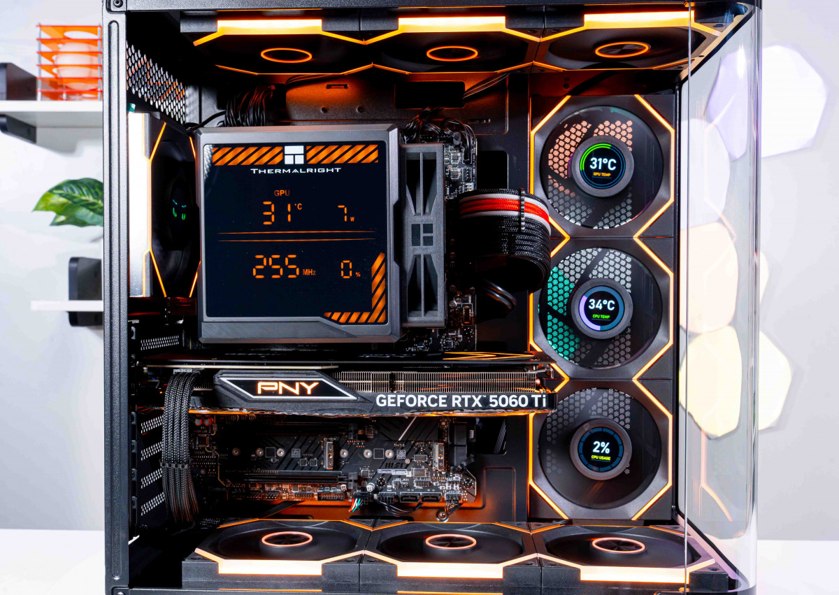 PC TTG ULTRA GAMING LUXURY i7 14700KF - RTX 5060 Ti 16GB