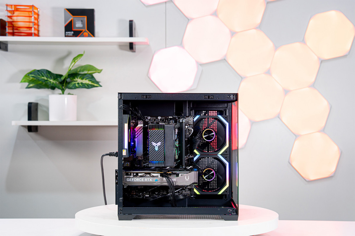 Full Bộ PC TTG Gaming Kèm Màn Hình ( Ryzen 7 5700X | 16GB DDR4 | RTX 5050 8GB OC | Màn hình 25 inch)