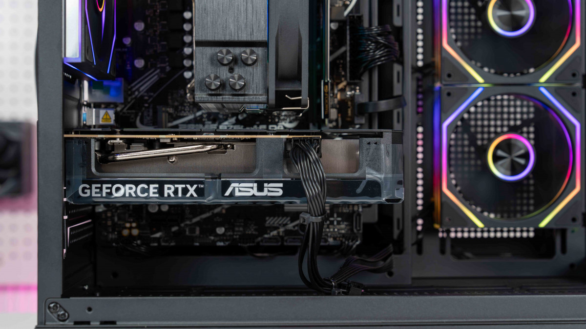 PC AMD GAMING TTG RYZEN 7 7700 | 16GB DDR5 | RTX 5060 Ti 16GB OC
