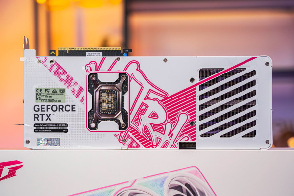 Card Màn Hình Colorful IGame GeForce RTX 5080 Ultra W OC 16GB GDDR7