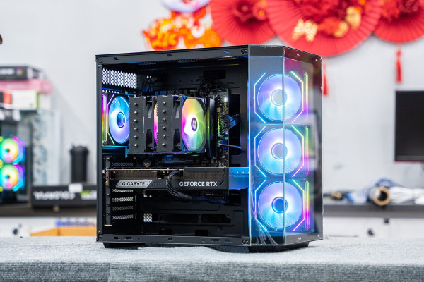 PC AMD GAMING Ryzen 7 9800X3D - RTX 5080 16GB X3 (ALL NEW - Bảo hành 36 tháng)