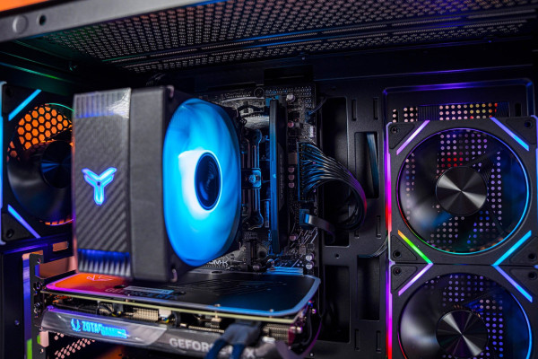 PC AMD GAMING PRO Ryzen 7 7700 - RTX 4060 Ti 16GB (All NEW - Bảo hành 36 tháng)