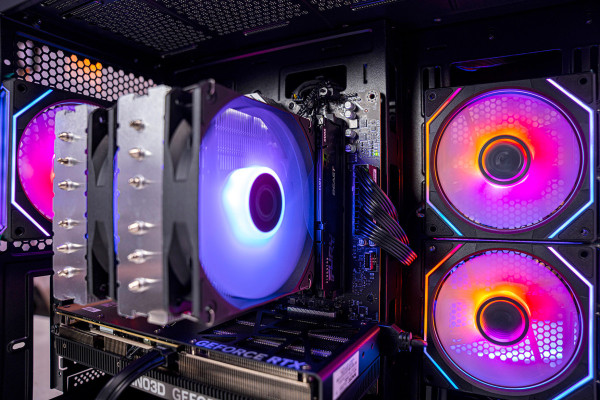 PC AMD GAMING PRO RYZEN 9 9900X - RTX 5070 TWIN X2 12GB (All NEW - Bảo hành 36 tháng)