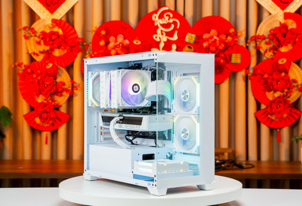 PC AMD GAMING PRO RYZEN 7 7800X3D - RTX 5070 12GB OC WHITE (All NEW - Bảo hành 36 tháng)