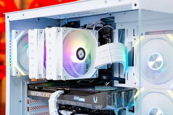 PC TTG GAMING i5 14600KF - RTX 5070 12GB OC WHITE (All NEW - Bảo hành 36 tháng)