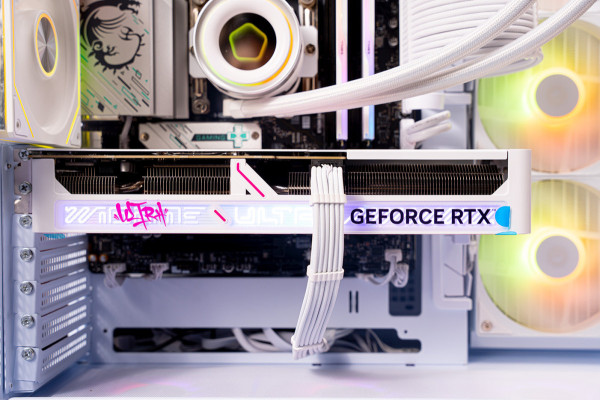 PC TTG GAMING LUXURY  i5 14600KF - RTX 5070 12GB OC WHITE (All NEW - Bảo hành 36 tháng)