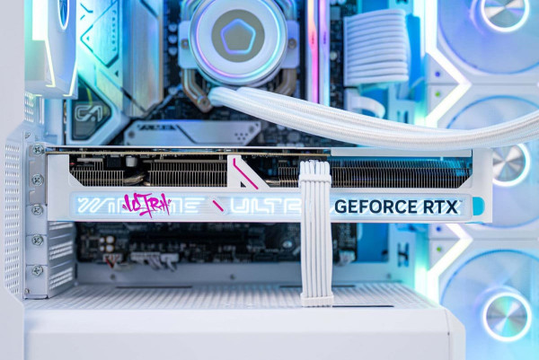 PC TTG GAMING LUXURY  i5 14600KF - RTX 5070 12GB OC ULTRA WHITE (All NEW - Bảo hành 36 tháng)