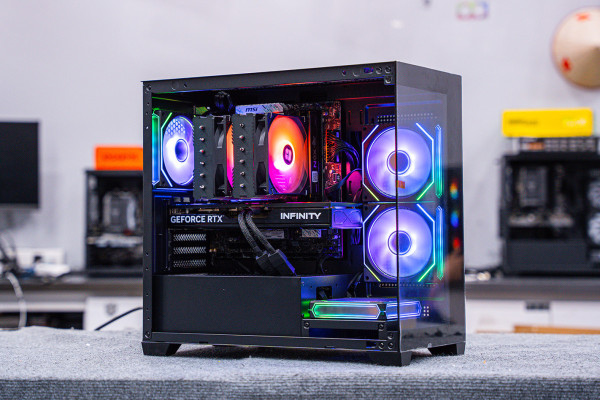PC AMD GAMING RYZEN 7 9700X - RTX 5070 12GB (All NEW - Bảo hành 36 tháng)