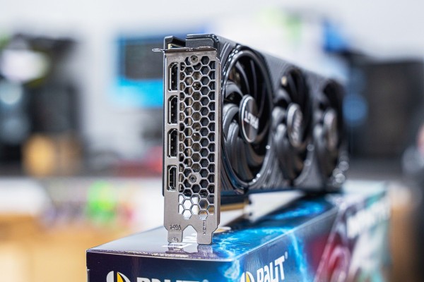 Card màn hình PALIT GeForce RTX 5070 Infinity 3 12GB GDDR7