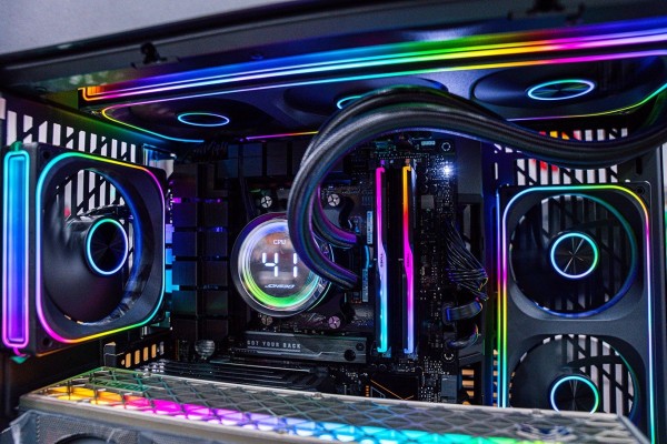 PC AMD GAMING SUPER LUXURY RYZEN 7 7800X3D - RX 9070 XT 16GB OC (All NEW - Bảo hành 36 tháng)