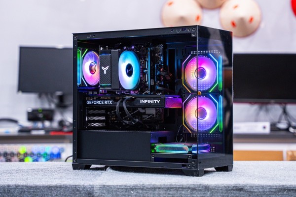 PC AMD GAMING 4K PRO Ryzen 5 8400F - RTX 5070 12GB BLACK (ALL NEW - Bảo hành 36 tháng)