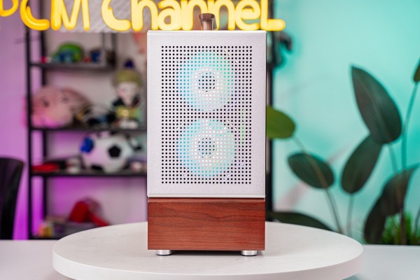 PC MINI AMD GAMING PRO LUXURY RYZEN 9 9900X - RTX 5060 Ti 16GB