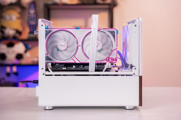 PC MINI TTG HIGH PERFORMANCE i5 14500 - RTX 5060 Ti 16GB WHITE