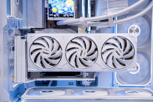 PC AMD SUPER LUXURY RYZEN 9 9950X3D - RTX 5080 16GB OC WHITE