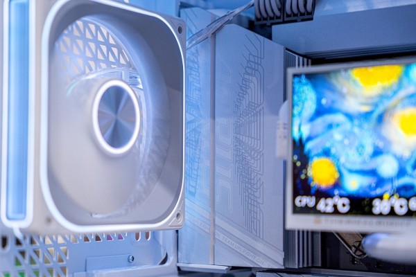 PC AMD SUPER LUXURY RYZEN 9 9950X3D - RTX 5080 16GB OC WHITE