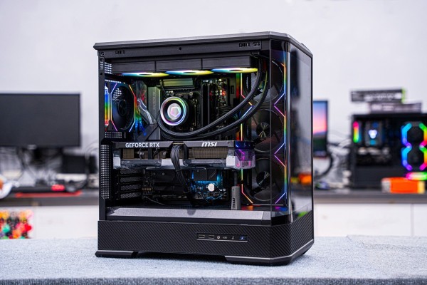PC AMD GAMING SUPER LUXURY RYZEN 9 9950X3D - RTX 5090 32GB OC