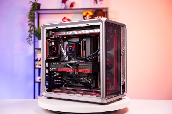 PC AMD SUPER LUXURY RYZEN 7 9800X3D - RTX 5070 Ti 16GB (ALL NEW - Bảo hành 36 tháng)