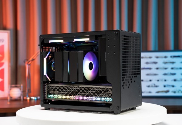 PC MINI GAMING PRO ULTRA 7 265KF - RX 9070 XT 16GB OC (All NEW - Bảo hành 36 tháng)