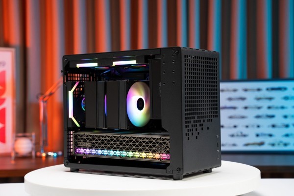 PC MINI GAMING PRO ULTRA 7 265KF - RX 9070 XT 16GB OC (All NEW - Bảo hành 36 tháng)