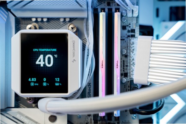 PC AMD GAMING SUPER  LUXURY RYZEN 9 9950X3D - RX 9070 XT 16GB WHITE