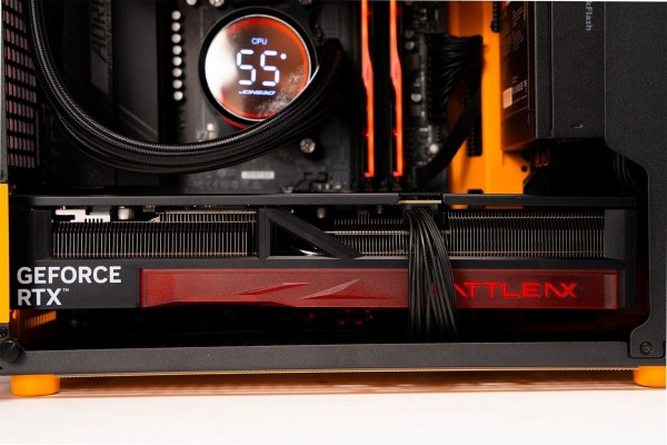 PC MINI AMD GAMING SUPER LUXURY RYZEN 9 9950X3D - RTX 5070 Ti 16GB COSMIC ORANGE