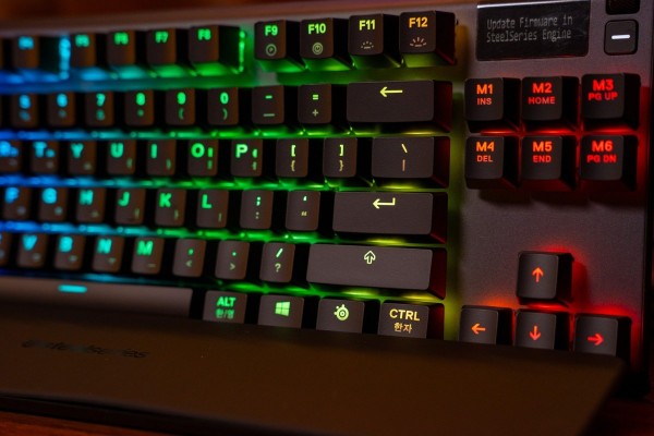 Bàn phím cơ Steelseries Apex Pro TKL US