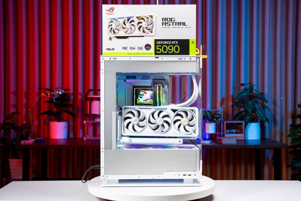 PC ROG STRIX GAMING SUPER LUXURY RYZEN 9 9950X3D - RTX 5090 32GB OC WHITE