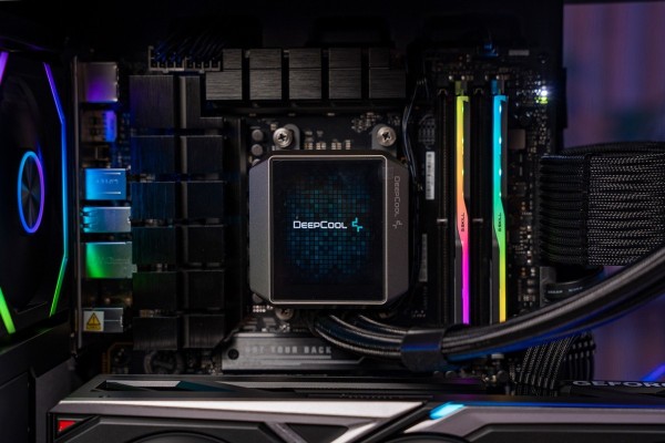 PC TTG AMD GAMING LUXURY RYZEN 7 9800X3D - RTX 5070 12GB OC BLACK