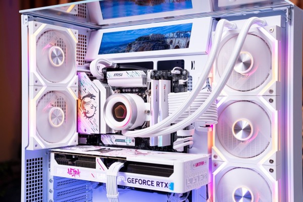 PC TTG AMD GAMING RYZEN 7 7800X3D - RTX 5070 12GB OC WHITE