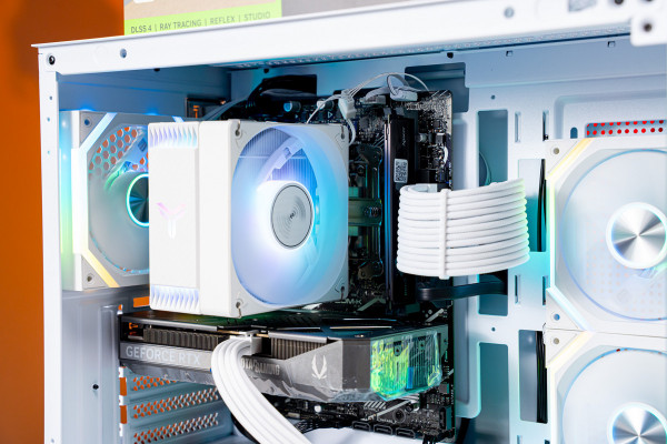 PC TTG AMD GAMING RYZEN 5 7500X3D - RTX 5060 Ti 16GB OC WHITE