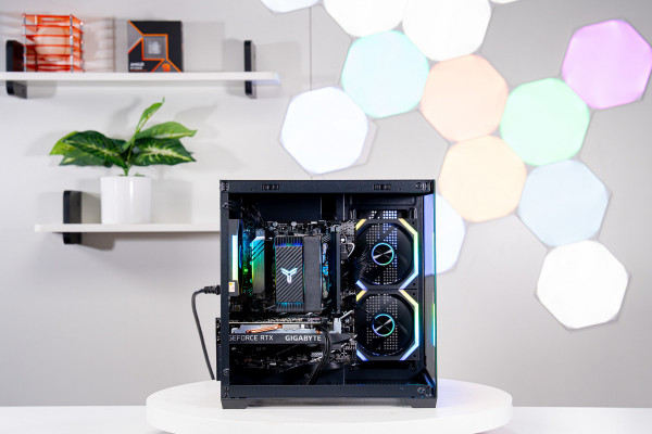 PC TTG AMD GAMING Ryzen 7 5700X - 8GB DDR4 - RTX 3050 8GB