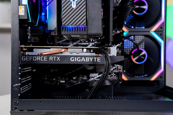 PC TTG AMD GAMING Ryzen 7 5700X - 8GB DDR4 - RTX 3050 8GB