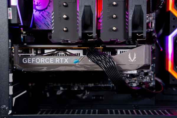 PC TTG ULTRA GAMING i7 14700F - 16GB DDR4 - RTX 5060 Ti 16GB OC