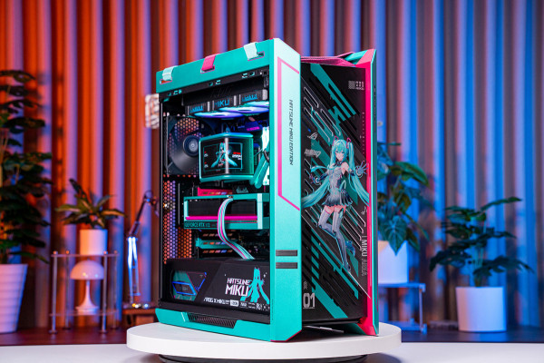 PC GAMING ASUS ROG HATSUNE MIKU EDITION (AMD Ryzen 7 9850X3D - RTX 5080 16GB OC)
