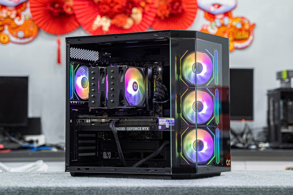 PC TTG GAMING PRO i7 14700KF - 32GB DDR4 - RTX 5070 12GB OC