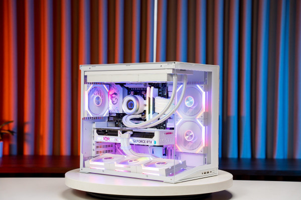 PC TTG GAMING LUXURY i5 14600KF - RTX 5060 8GB OC WHITE