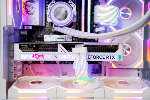 PC TTG GAMING LUXURY i5 14600KF - RTX 5060 8GB OC WHITE