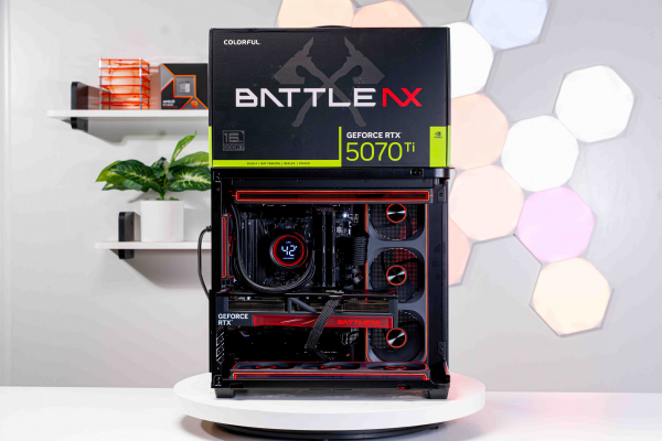PC TTG AMD GAMING LUXURY RYZEN 7 7800X3D - RTX 5070 Ti 16GB BLACK