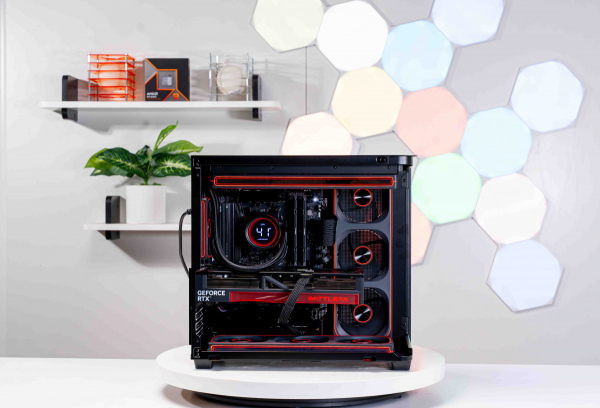 PC TTG AMD GAMING LUXURY RYZEN 7 7800X3D - RTX 5070 Ti 16GB BLACK