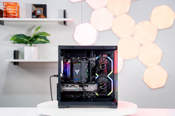 Full Bộ PC TTG Gaming Kèm Màn Hình ( Ryzen 7 7800X3D | 16GB DDR5 | RTX 5060 8GB OC | Màn hình 24 inch)