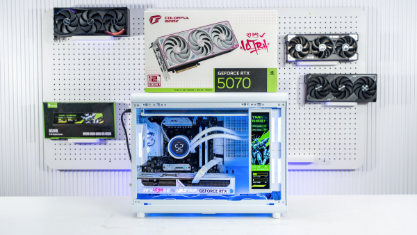 PC AMD GAMING TTG PREMIUM RYZEN 7 7800X3D | 32GB DDR5 | RTX 5070 12GB OC WHITE
